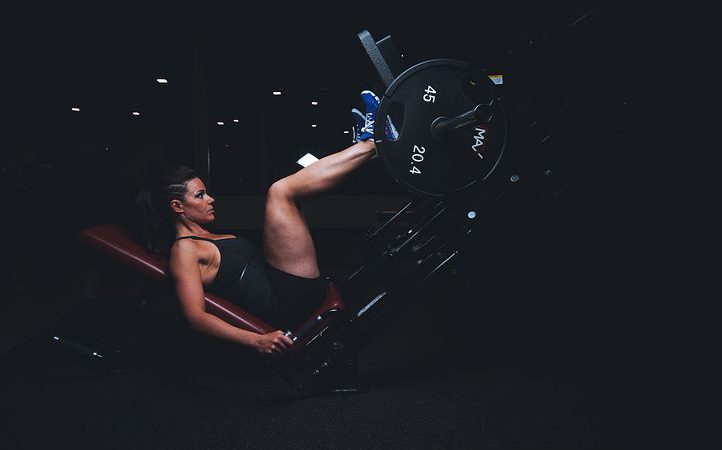 Siłownia domowa – w jaki sposób optymalnie ją zrobić, żeby spełniała swoją rolę