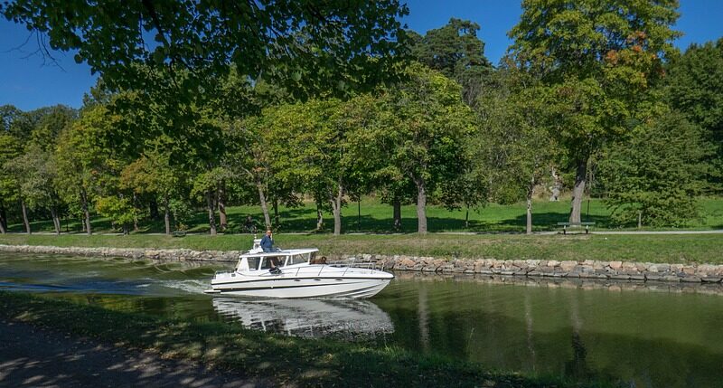 Remonty silników morskich – najważniejsze informacje oraz ciekawostki